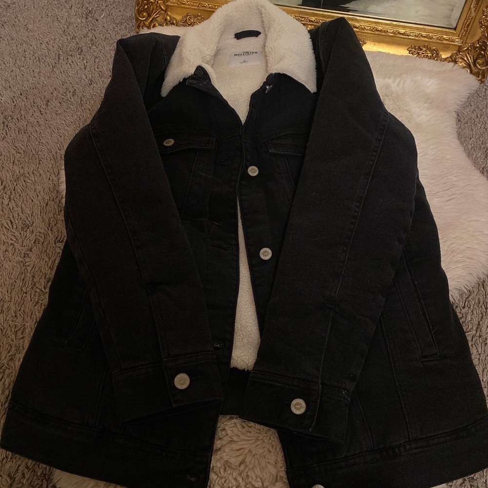 Hollister fleece lined black denim jacket